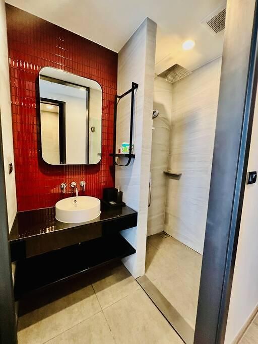 Seaview Urban Retreat Edge 1 Expansive Bedroom อพาร์ทเม้น