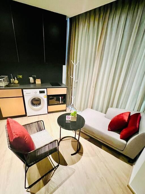 Seaview Urban Retreat Edge 1 Expansive Bedroom อพาร์ทเม้น