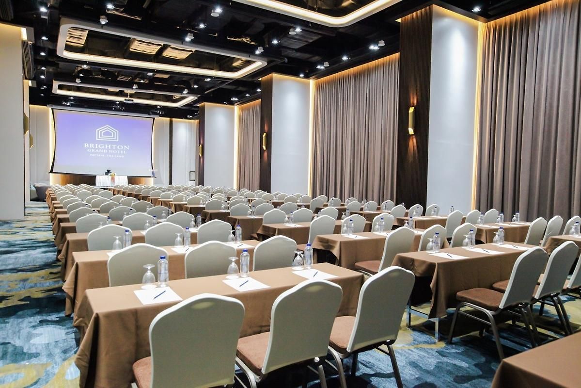 Brighton Grand & Convention โรงแรม Pattaya