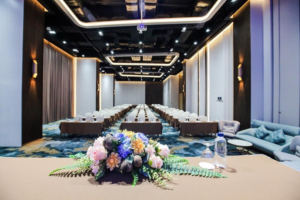 โรงแรม Brighton Grand & Convention 5*