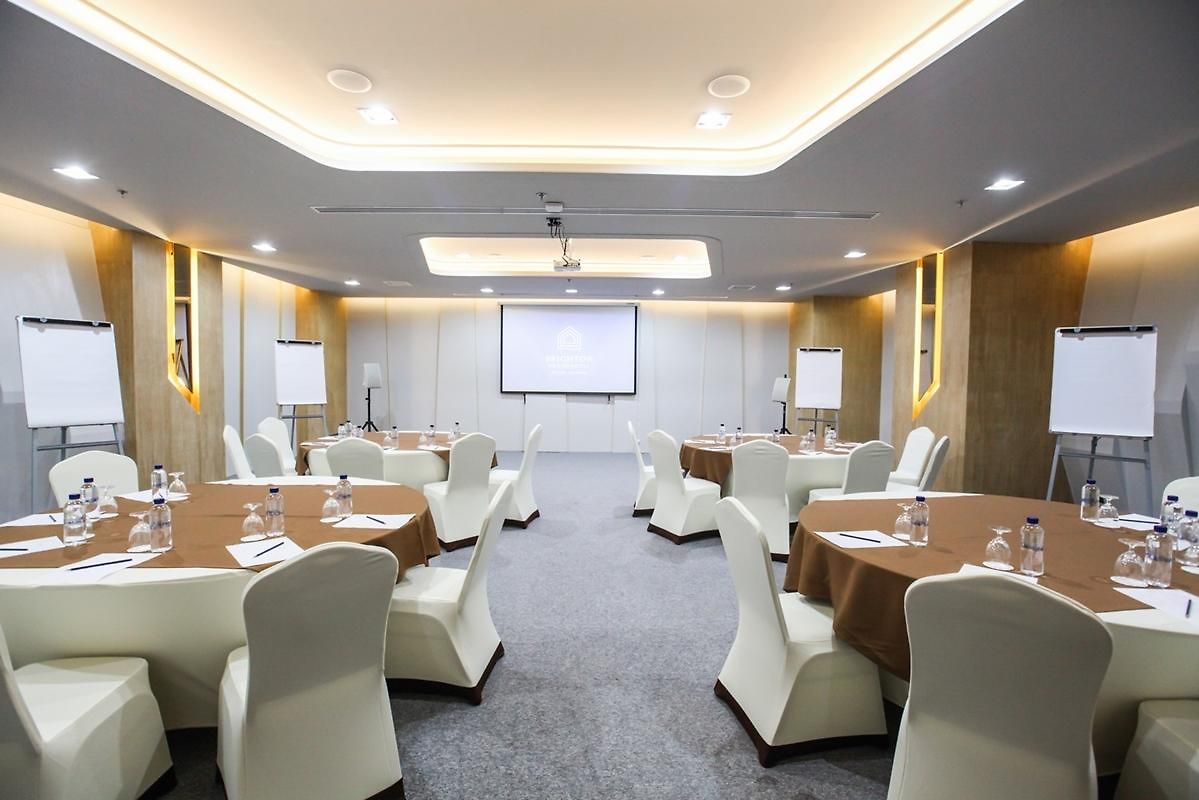 Brighton Grand & Convention โรงแรม Pattaya
