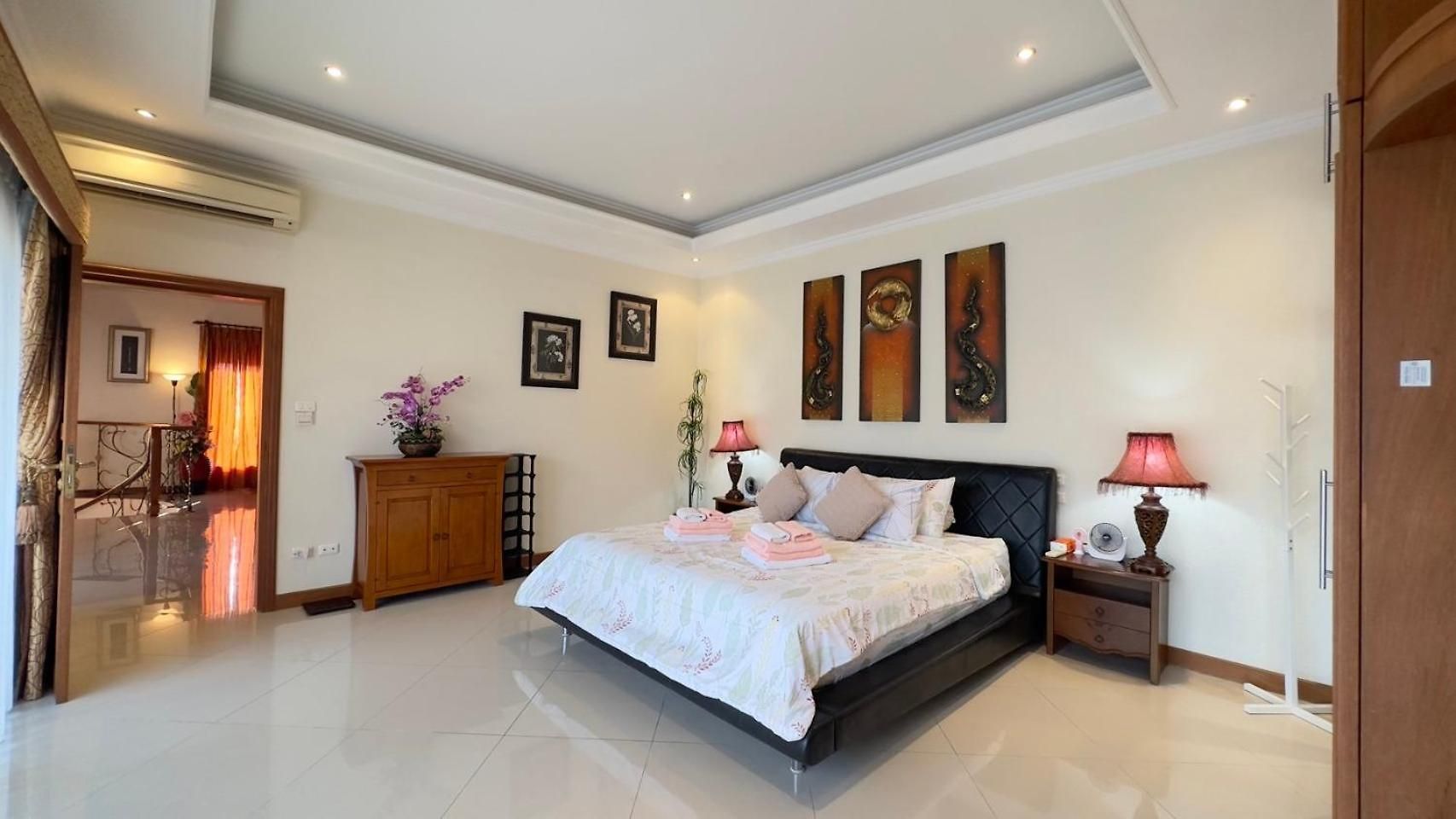Luxury Garden Pool Near & Walking Street Villa