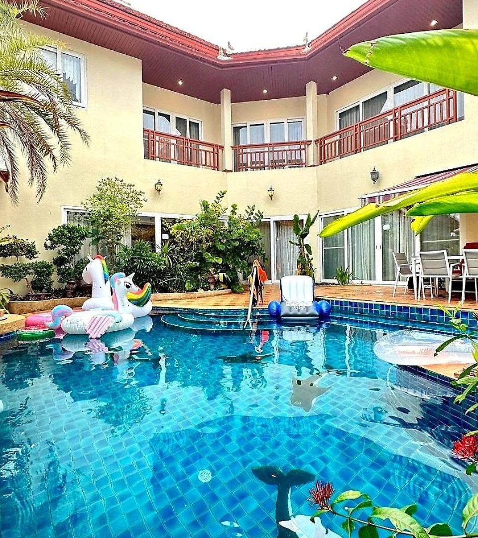 Villa Luxury Garden Pool Near & Walking Street *