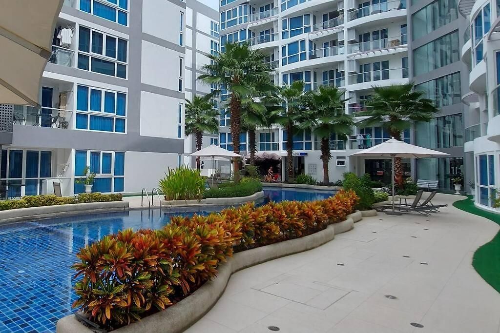Grand Avenue - 2 B - 2 Baths, Pool View, 60sqm Apartment Pattaya