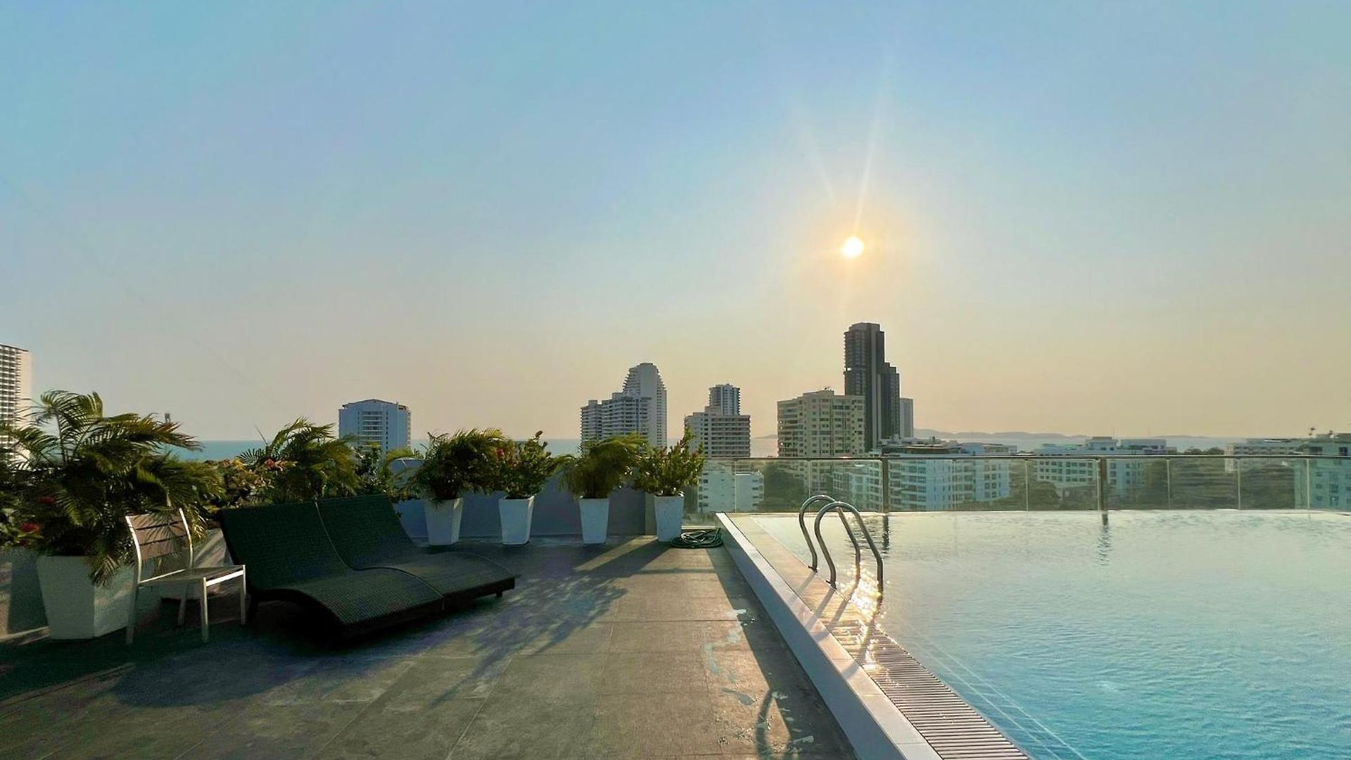 อพาร์ทเม้น The Winner- 608 - Lovely Near The Sea On Praatumnak Hill