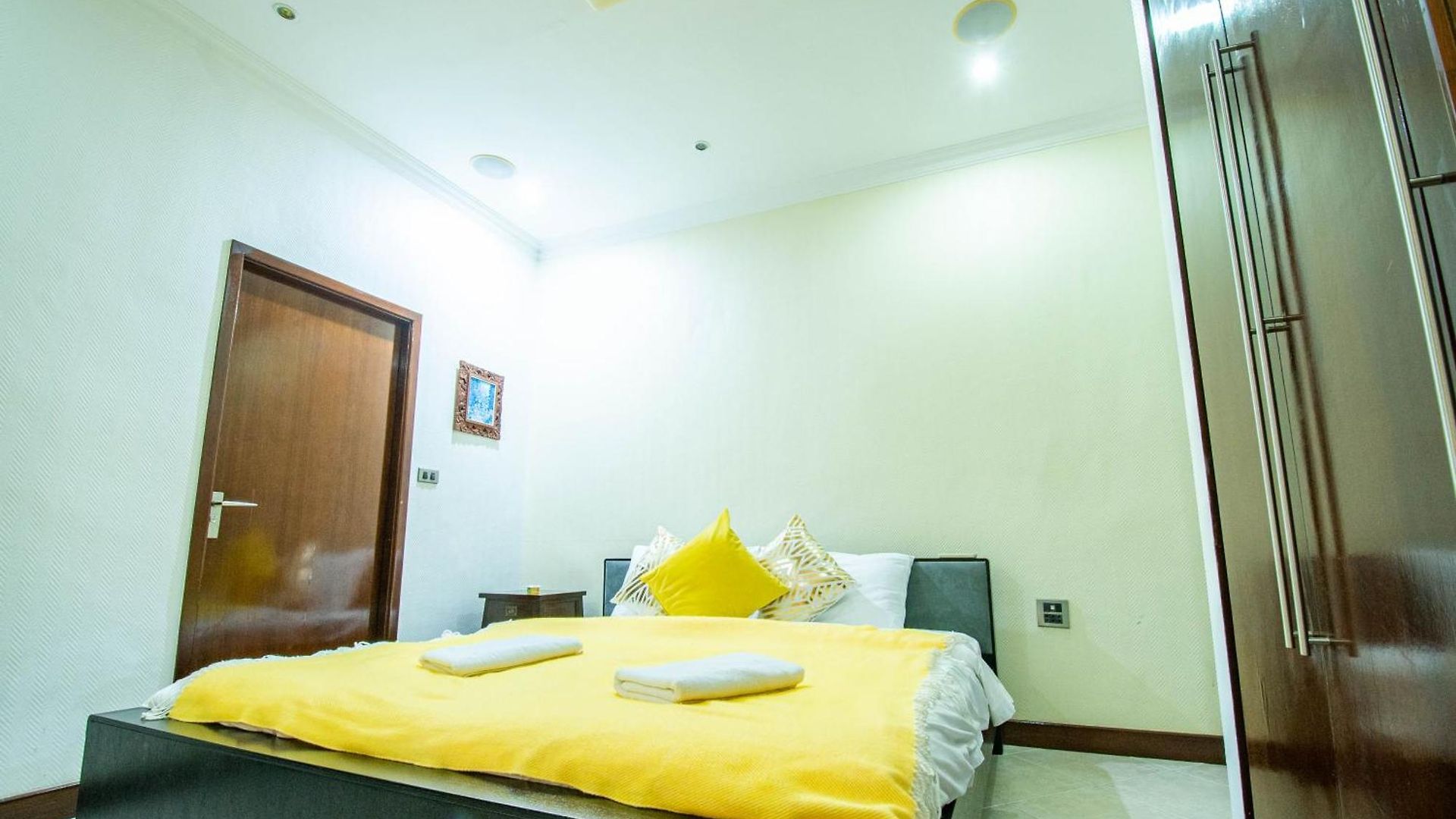 Seaside 3 Pools, 2 Mins Walk To Villa Pattaya