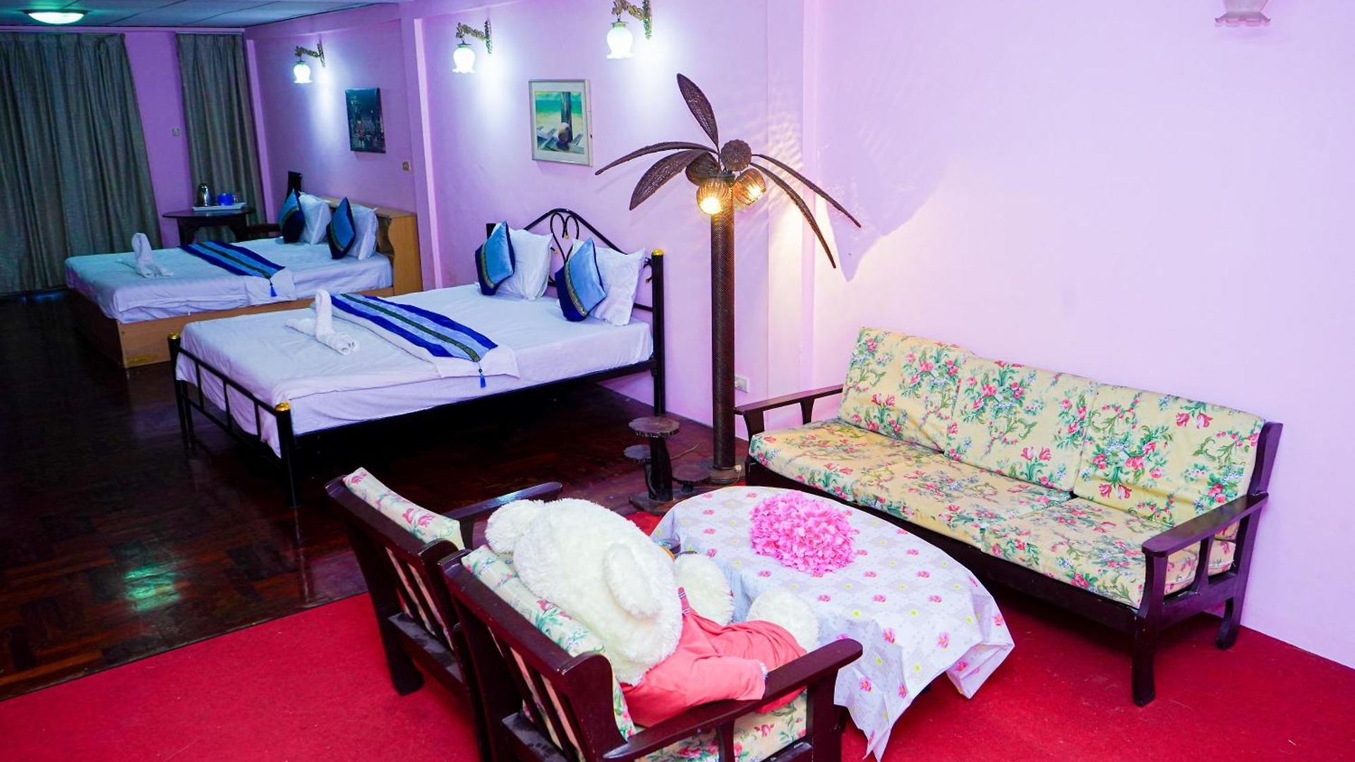 โรงแรม Encore Sea View 2*