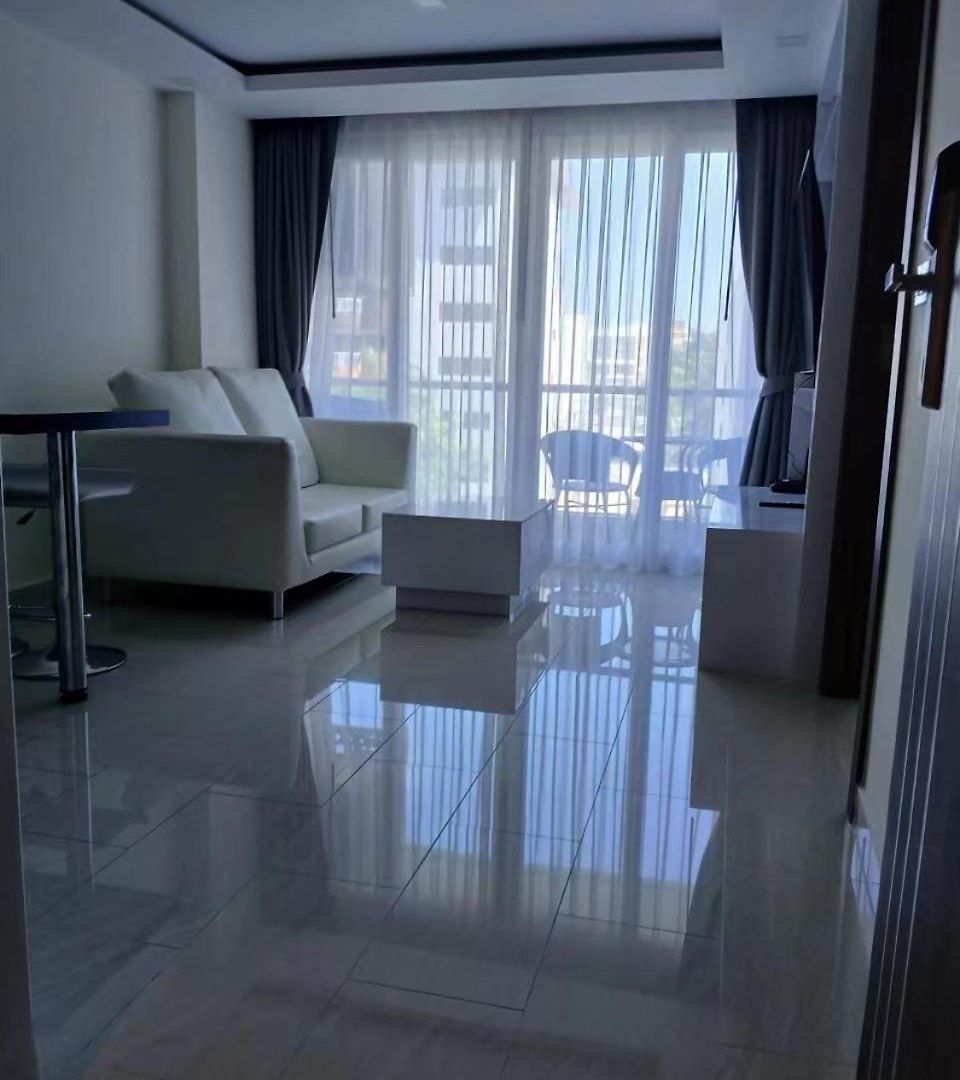 Grand Avenue By Bormon Pattaya