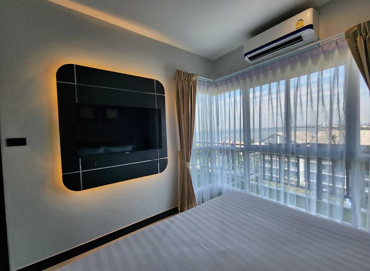 Lhc And 5* Pattaya