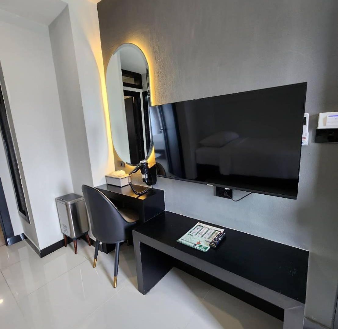 โรงแรม Lhc And 5*