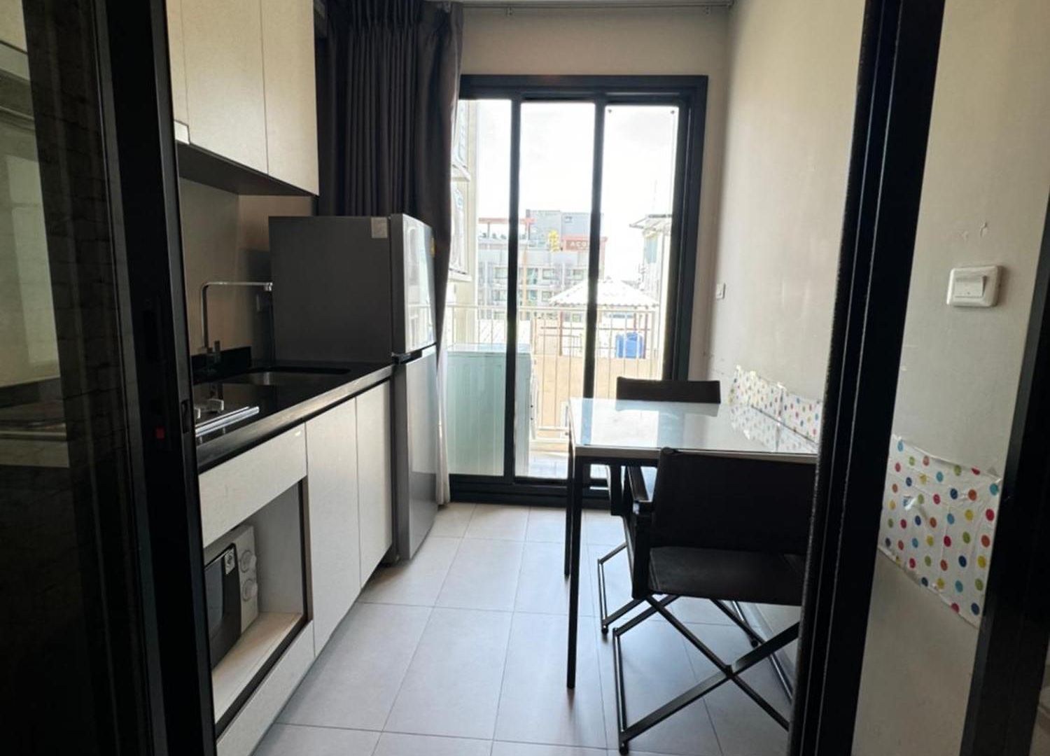 芭提雅市中心the Base 高端公寓酒店 Apartment