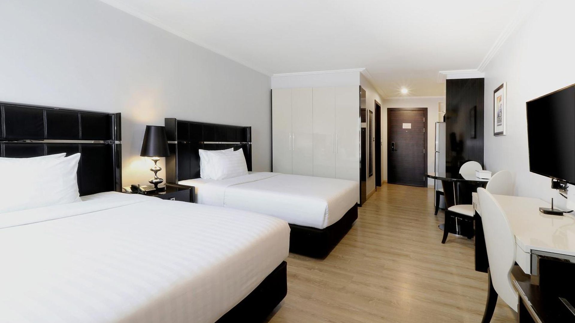 โรงแรม Sirin Exclusive And Pattaya