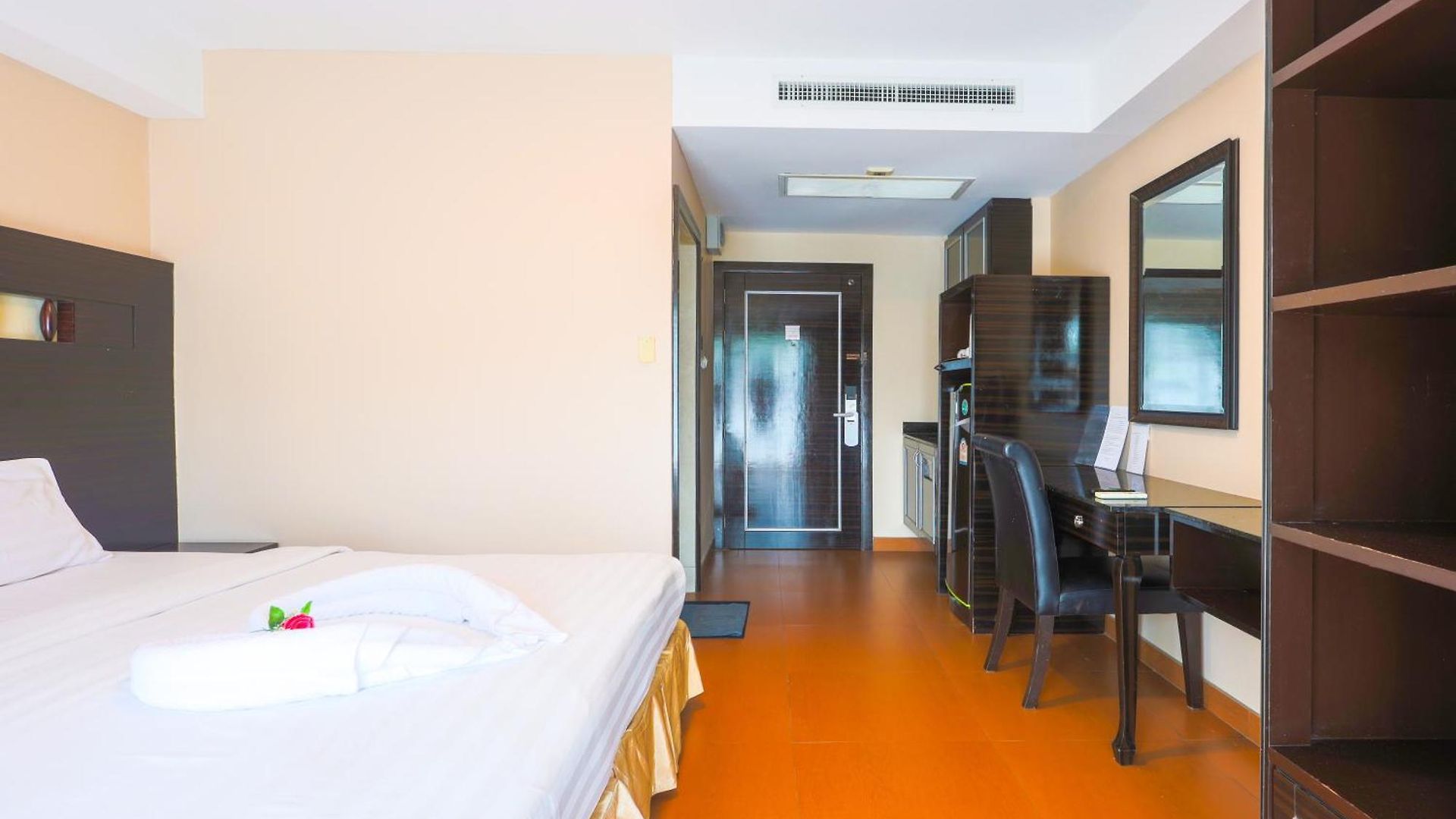 โรงแรม Land Royal Pattaya