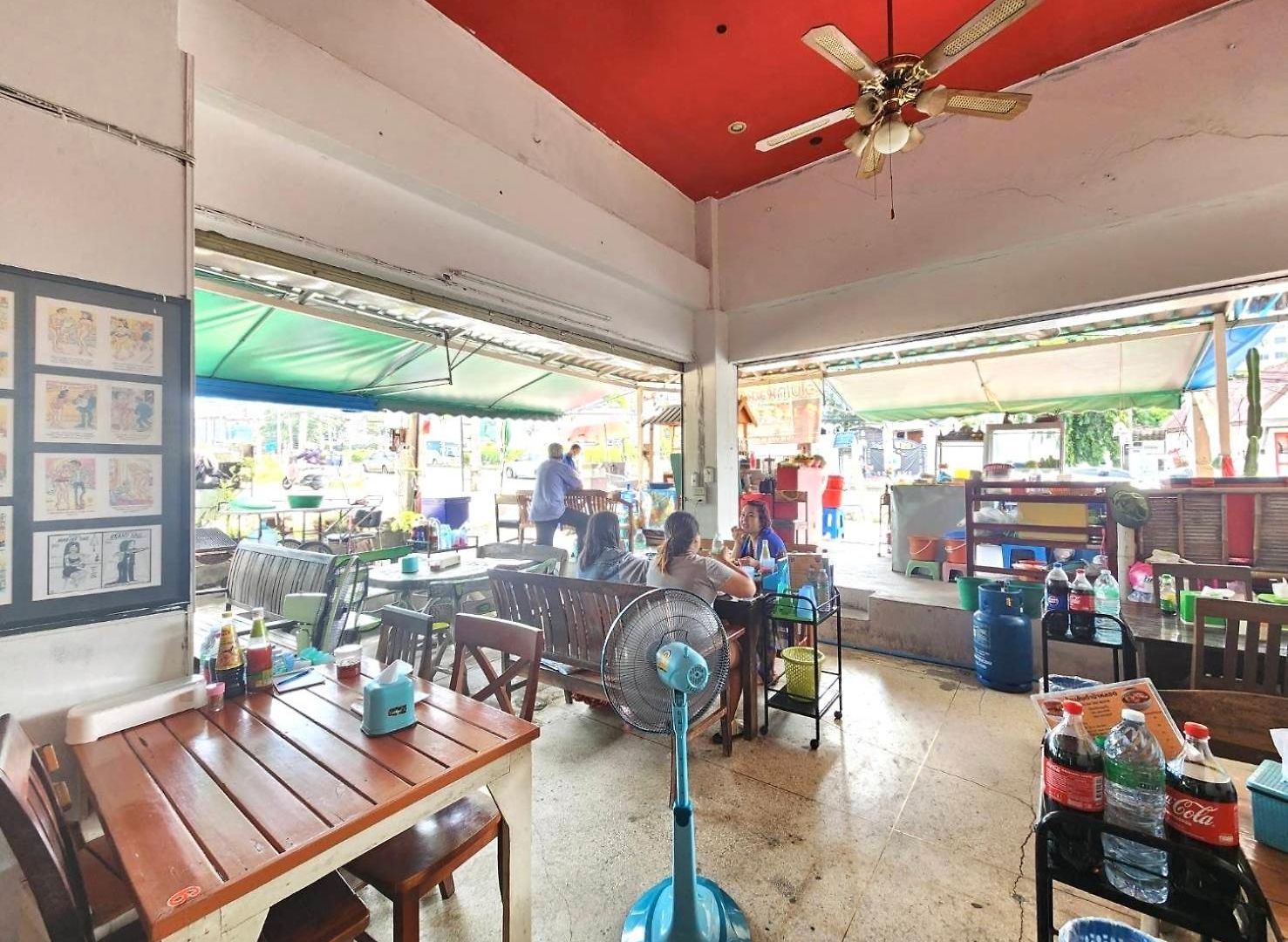 เที่ยวพัทยามองหาที่พักหลักร้อยa159a *