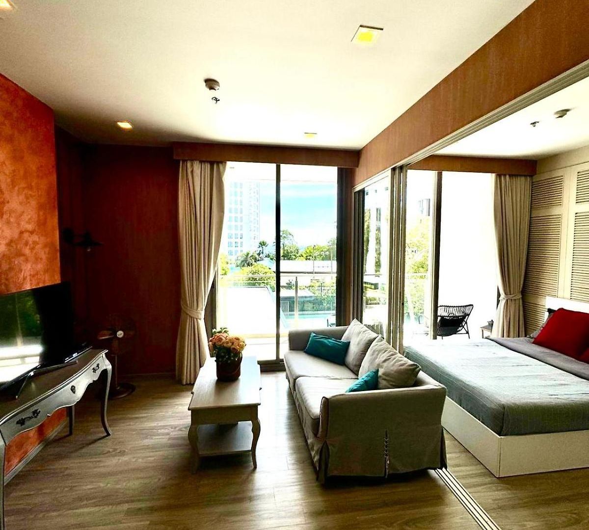 Baan Plai Haad Pattaya