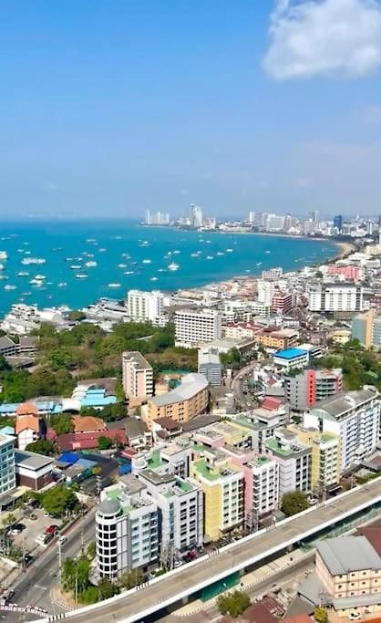 Sea View Spacious Near Walking Street อพาร์ทเม้น *