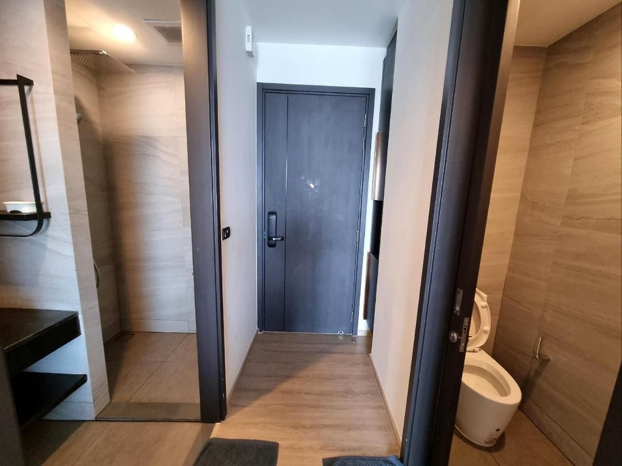 Edge Near Walking Street Pattaya