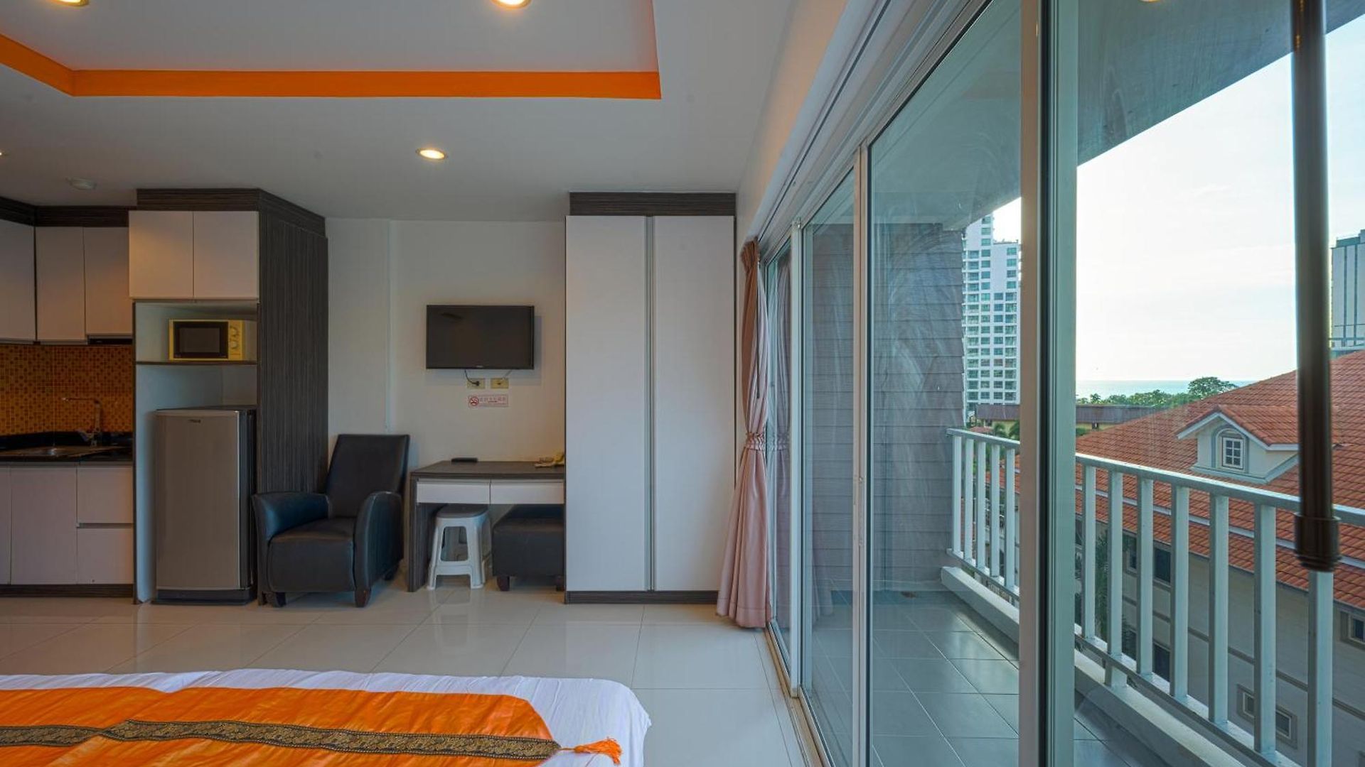 Apartment New Nordic 6 By Apartwell