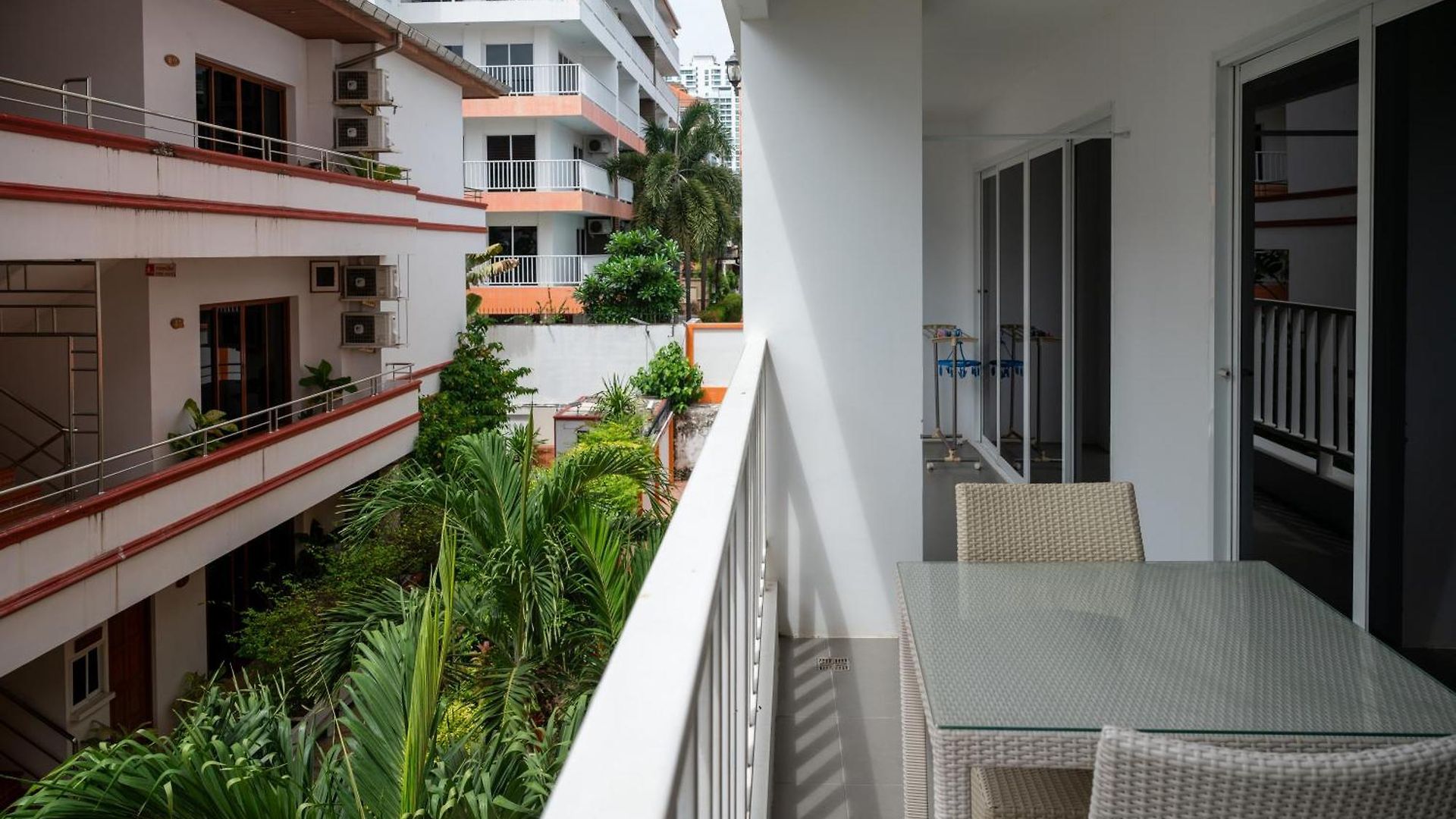 New Nordic 6 By Apartwell * Pattaya