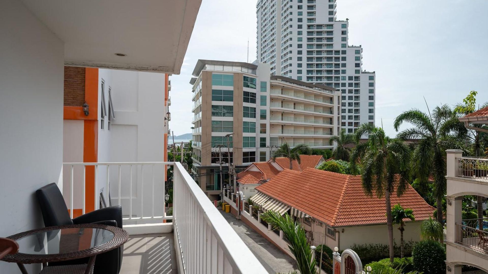 อพาร์ทเม้น New Nordic Vip 3 By Apartwell Pattaya