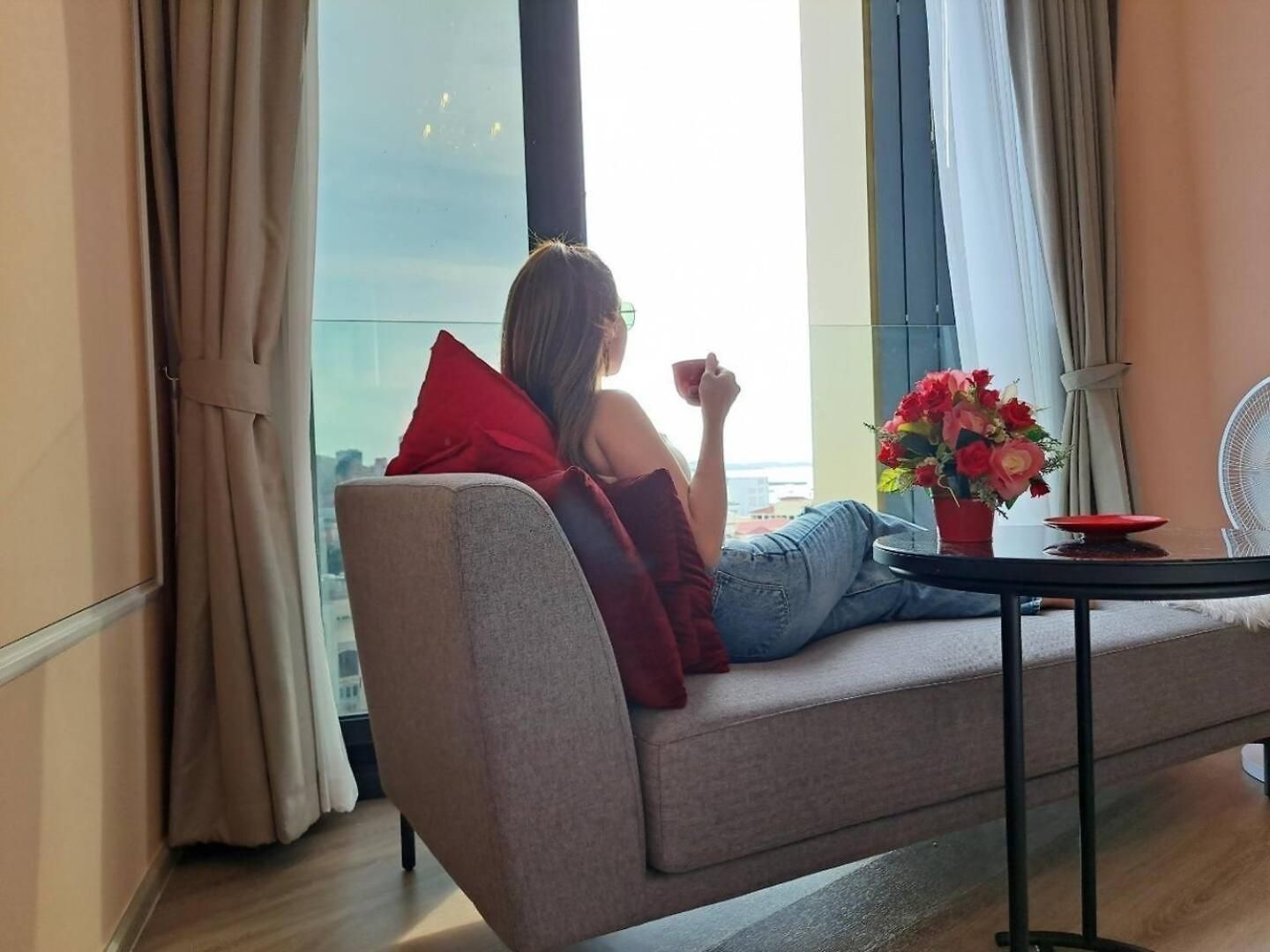 Downtown Chic Rooftop Pool #es20712 Apartment Pattaya