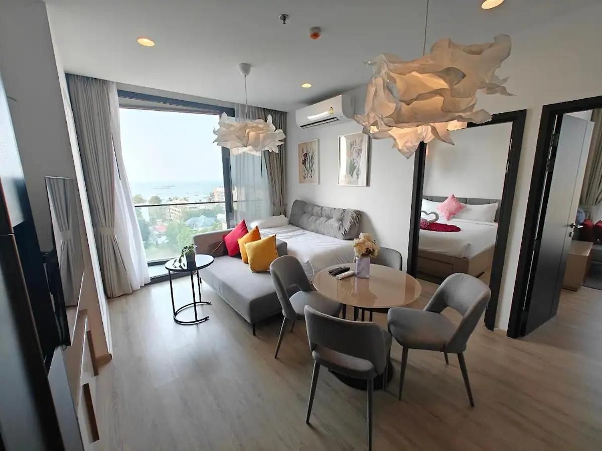 อพาร์ทเม้น Newest!& Rare 2bdrms Ocean Facing Balcony #ef23914 Pattaya
