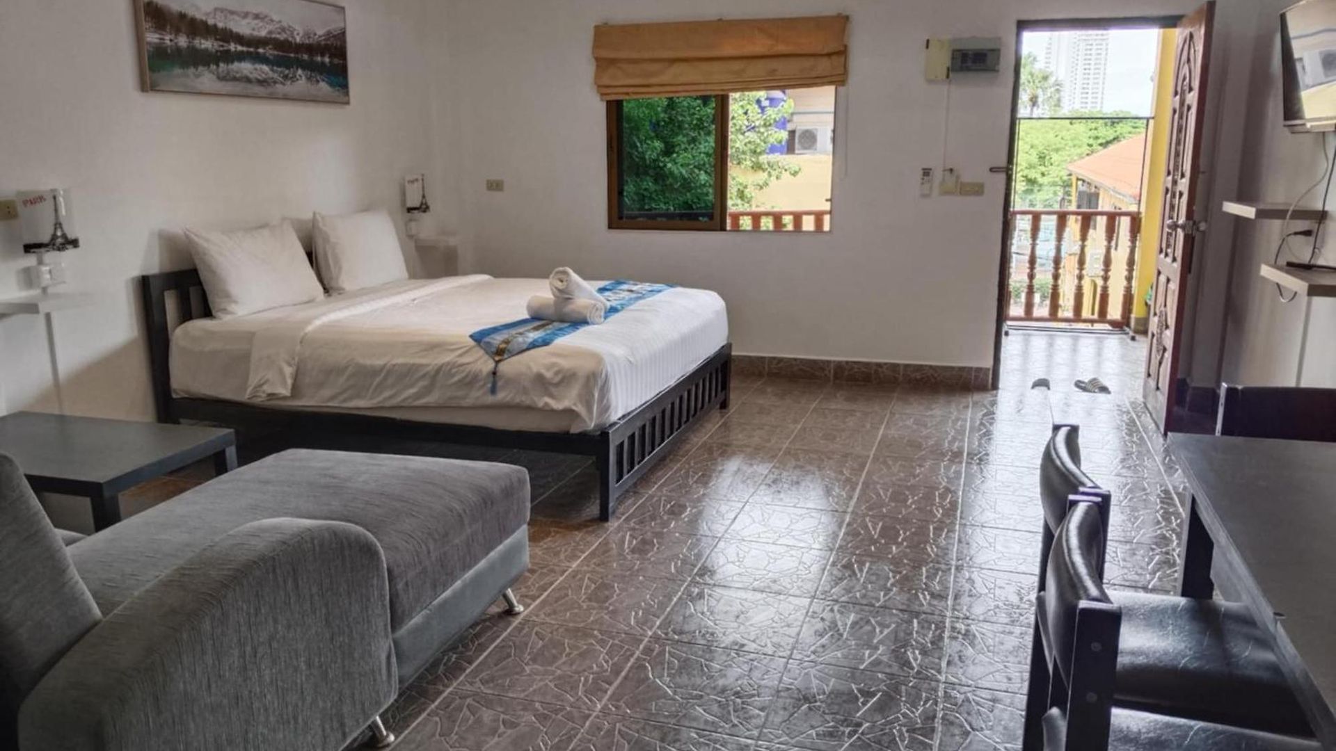 บ้านพัก Phratamnak & - 100 Mtr From The Pattaya