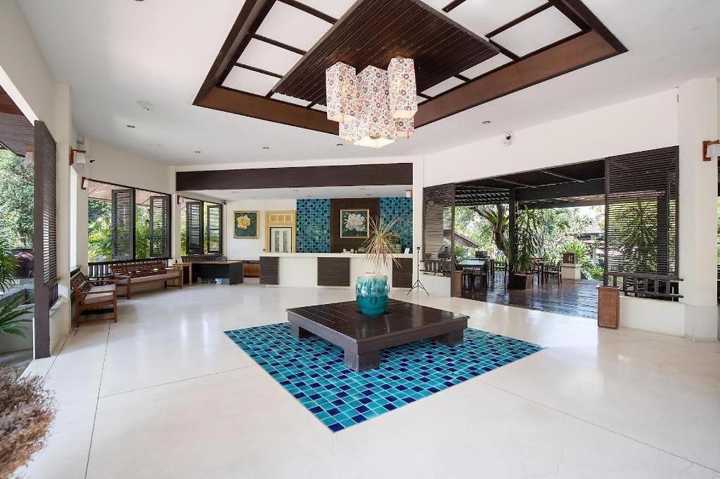 East Sea Paradise โรงแรม