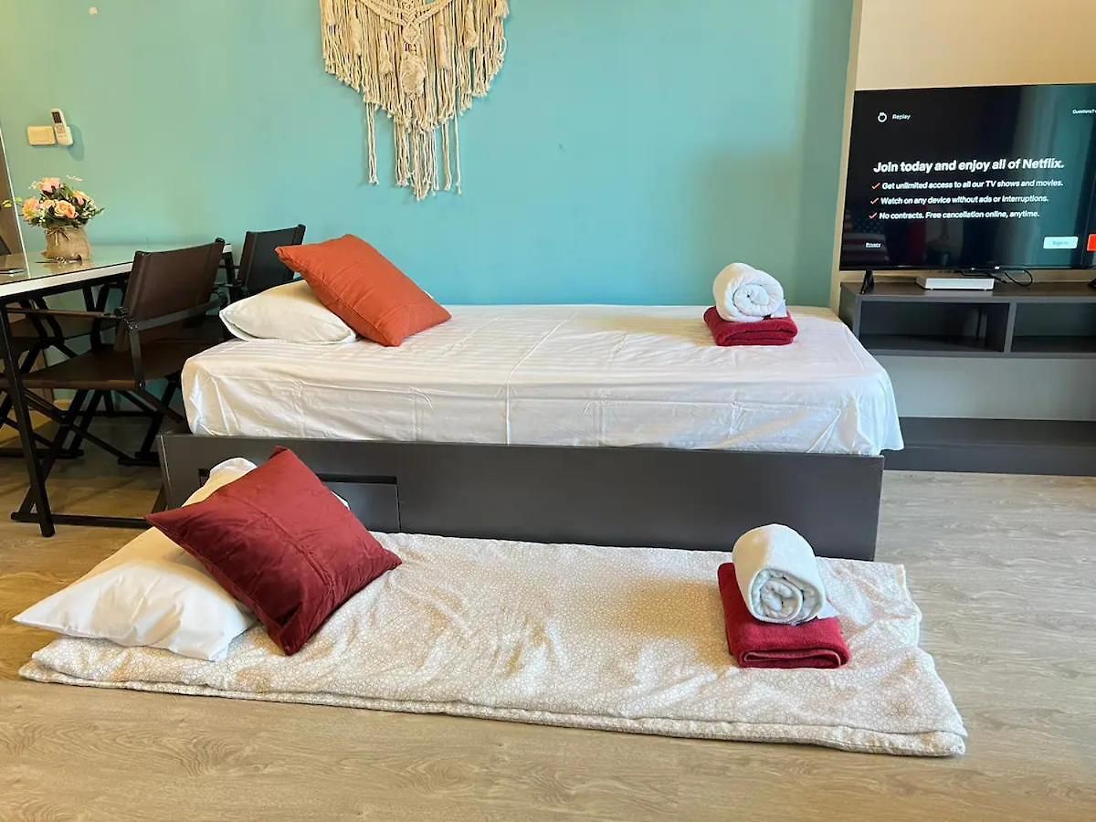 Downtown Lux Fun 2bedroom Rooftop Pool #tbb6575 อพาร์ทเม้น *