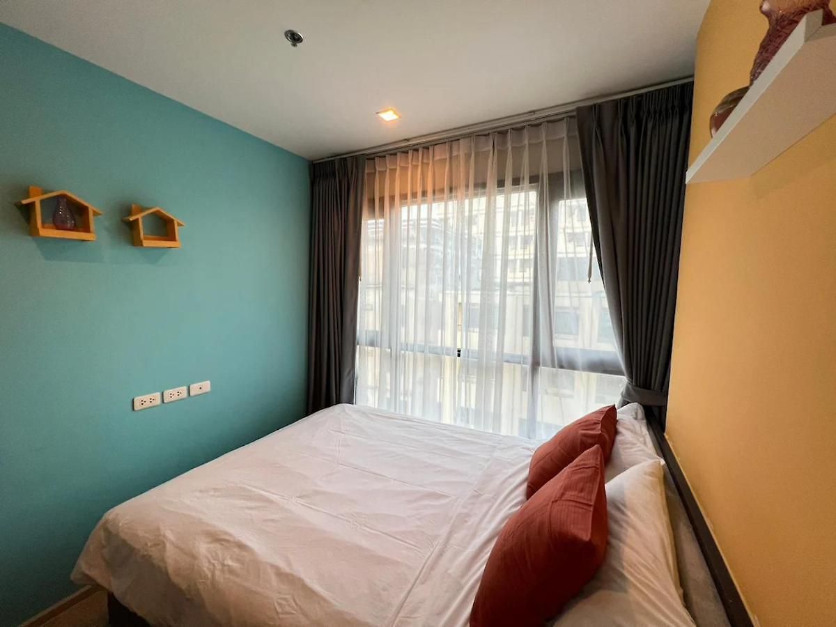 อพาร์ทเม้น Downtown Lux Fun 2bedroom Rooftop Pool #tbb6575
