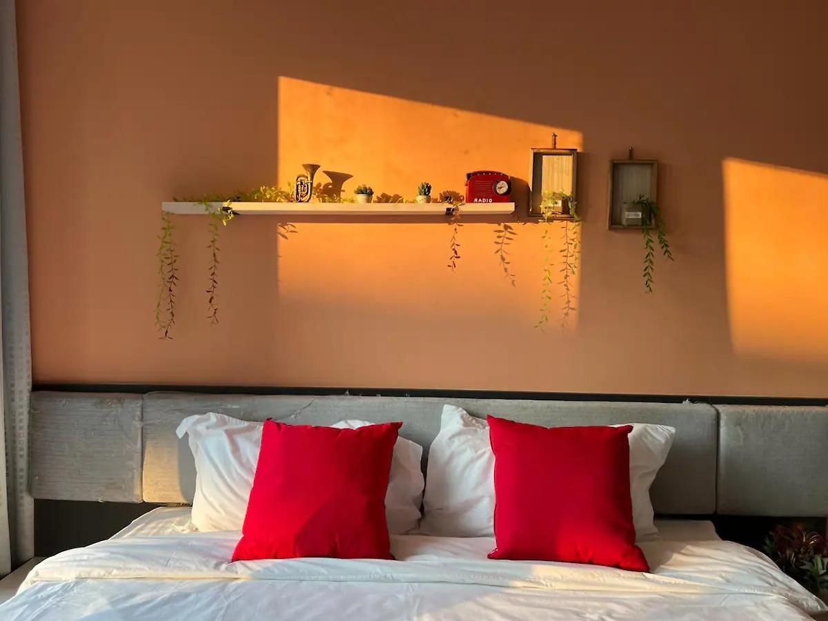 Downtown Lux Fun 2bedroom Rooftop Pool #tbb6032 อพาร์ทเม้น *