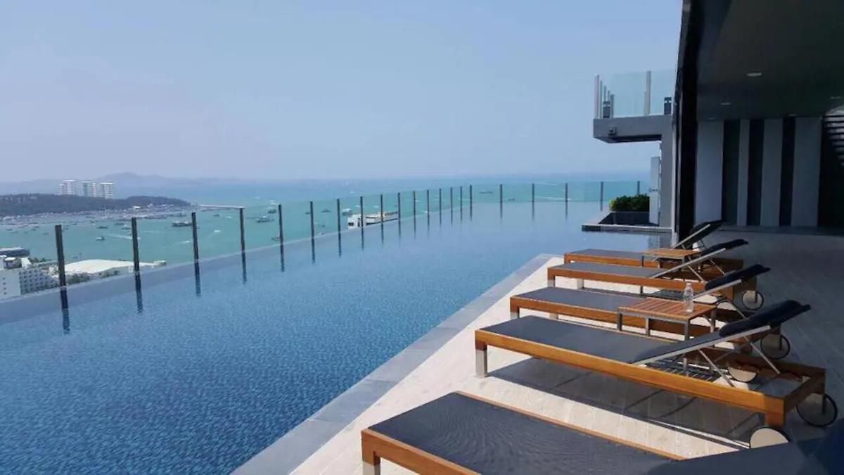 Downtown Lux Fun 2bedroom Rooftop Pool #tbb6032 *