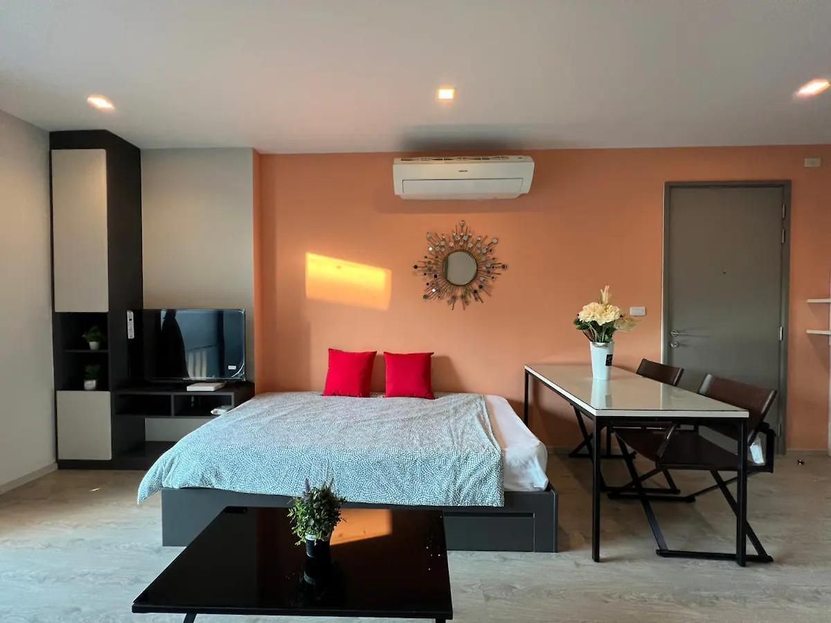 อพาร์ทเม้น Downtown Lux Fun 2bedroom Rooftop Pool #tbb6032