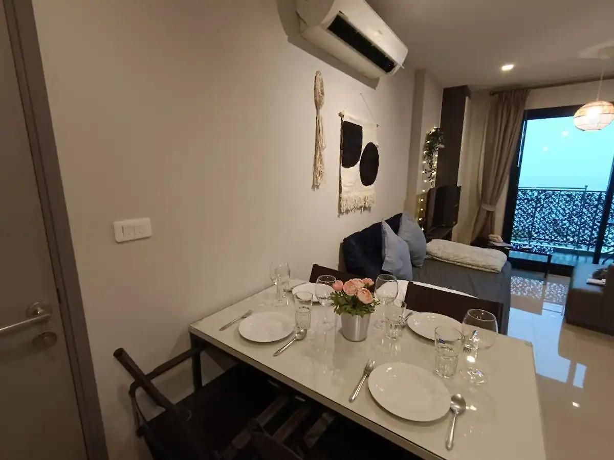 อพาร์ทเม้น Downtown Lux Fun 2bdr Seaview High Floor #taa49325