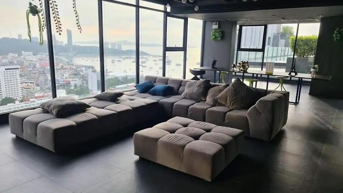 อพาร์ทเม้น Downtown Lux Fun Rooftop Pool #ta41221 Pattaya