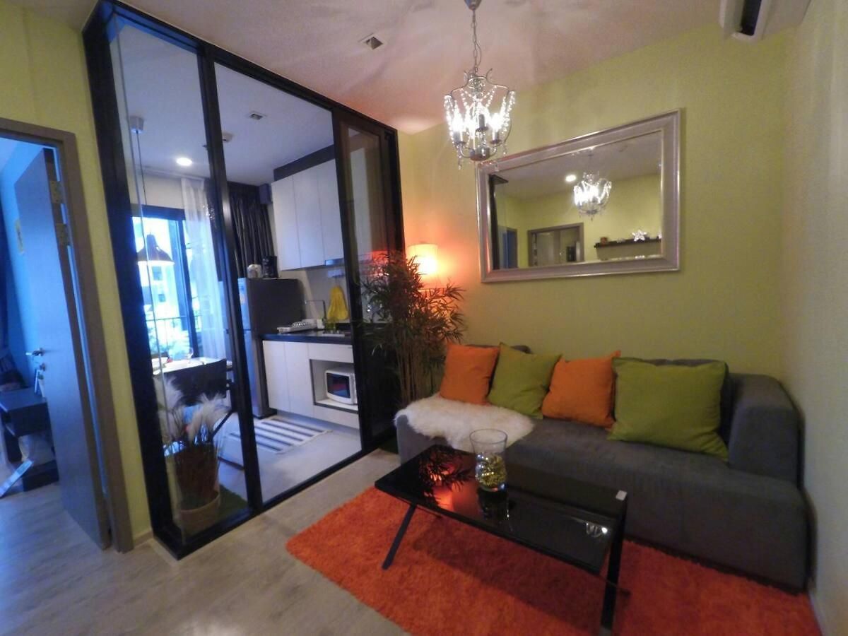 อพาร์ทเม้น Downtown Lux Fun Rooftop Pool #ta1589 *
