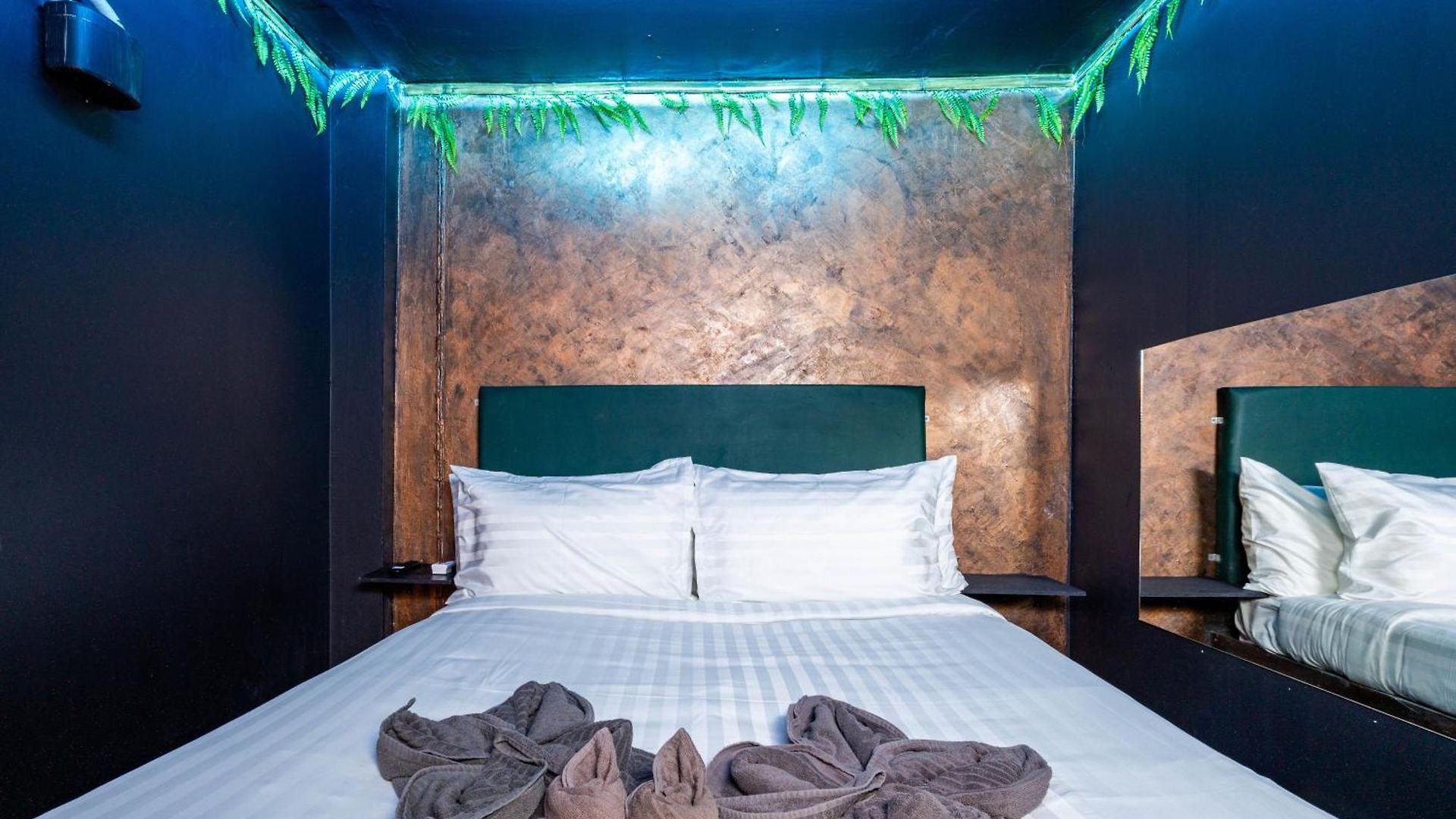 The Jungle Khophai Center 5 Bedroom * Pattaya