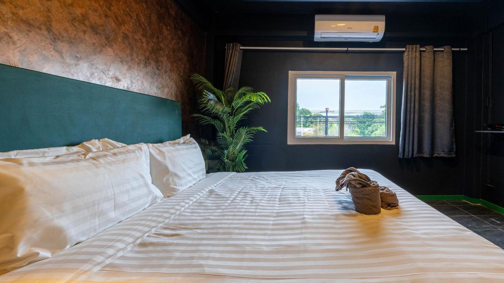 The Jungle Khophai Center 5 Bedroom Pattaya