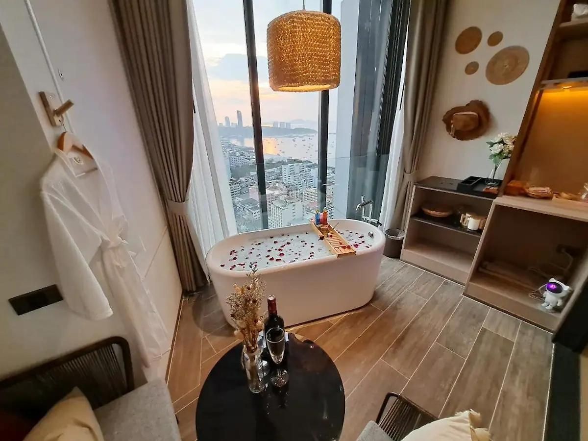 Apartment Floor Intimate Pleasure The Nestsuite#e92 Pattaya