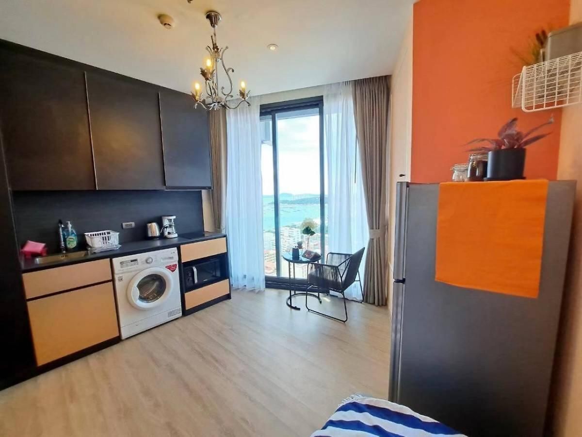 Downtown Chic High Floor& Seaview #en58028 อพาร์ทเม้น Pattaya