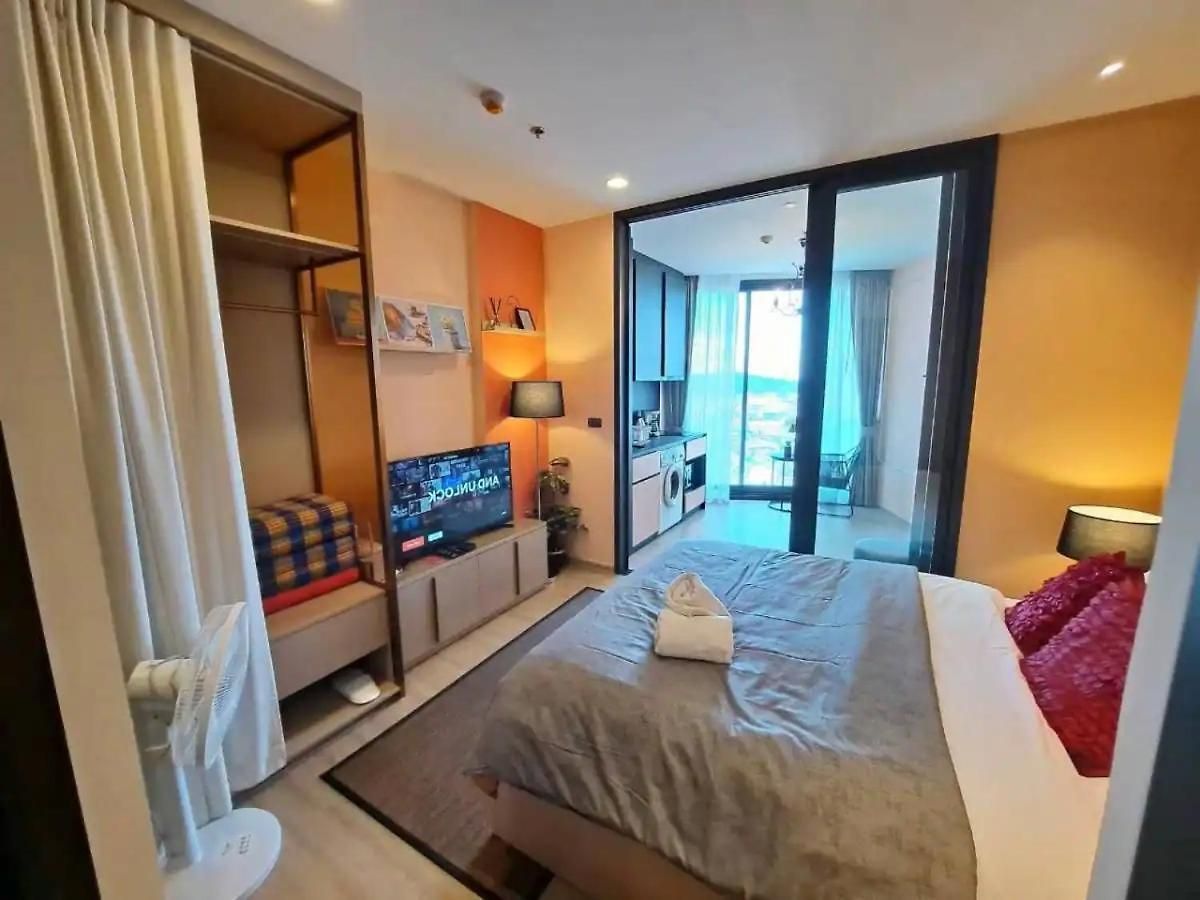 อพาร์ทเม้น Downtown Chic High Floor& Seaview #en58028 *