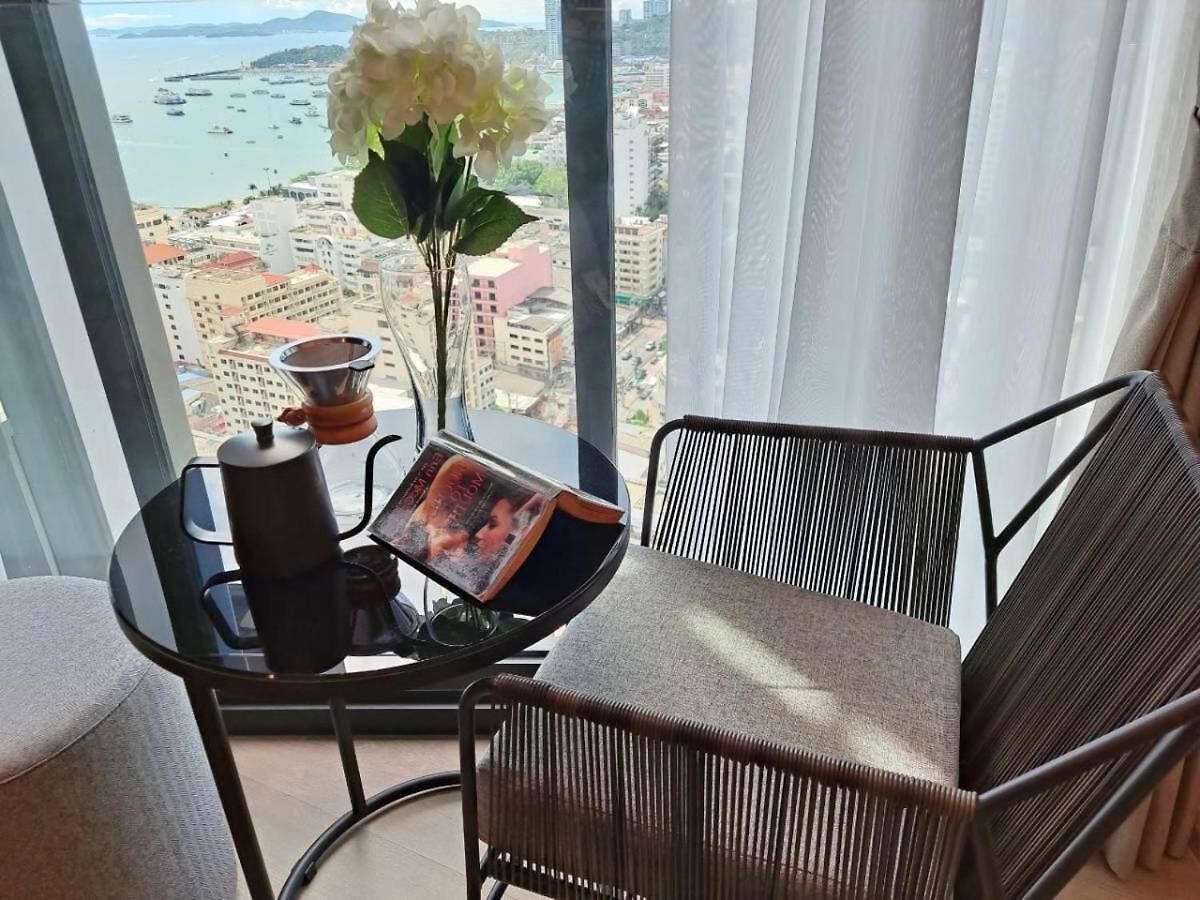 อพาร์ทเม้น Downtown Chic High Floor& Seaview #en58028