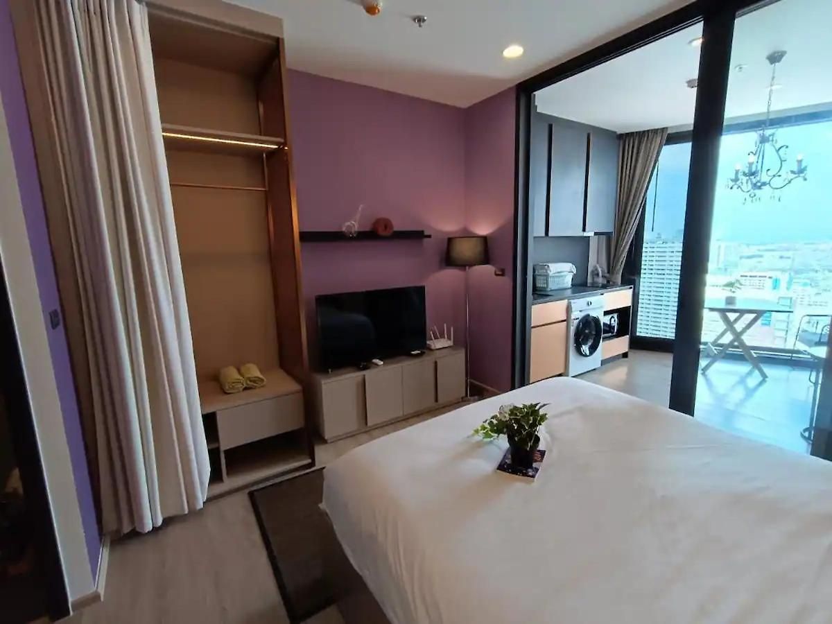 อพาร์ทเม้น Downtown Chic High Floor& Seaview #en57928