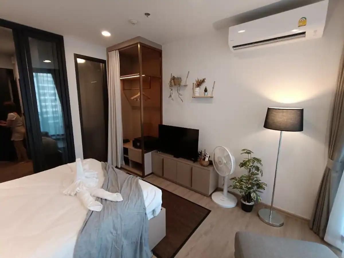 Downtown Chic Rooftop Pool #es13810 อพาร์ทเม้น *