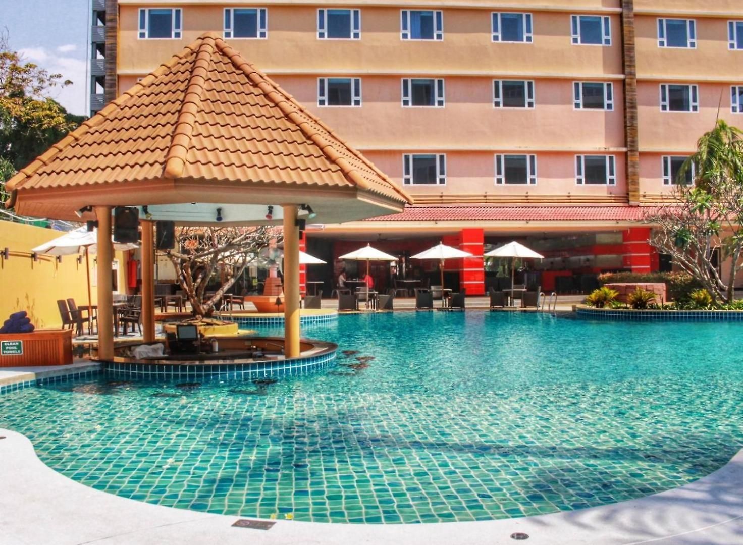 โนวา แพล็ททินัม - Sha Extra โรงแรม 4*