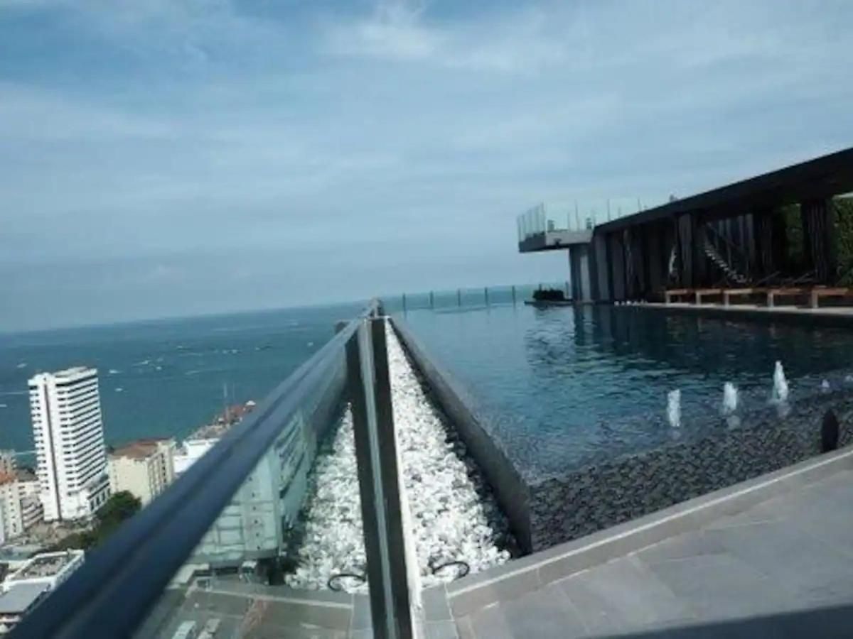 Downtown Ocean View Lux Big Balcony #tb10552 อพาร์ทเม้น Pattaya