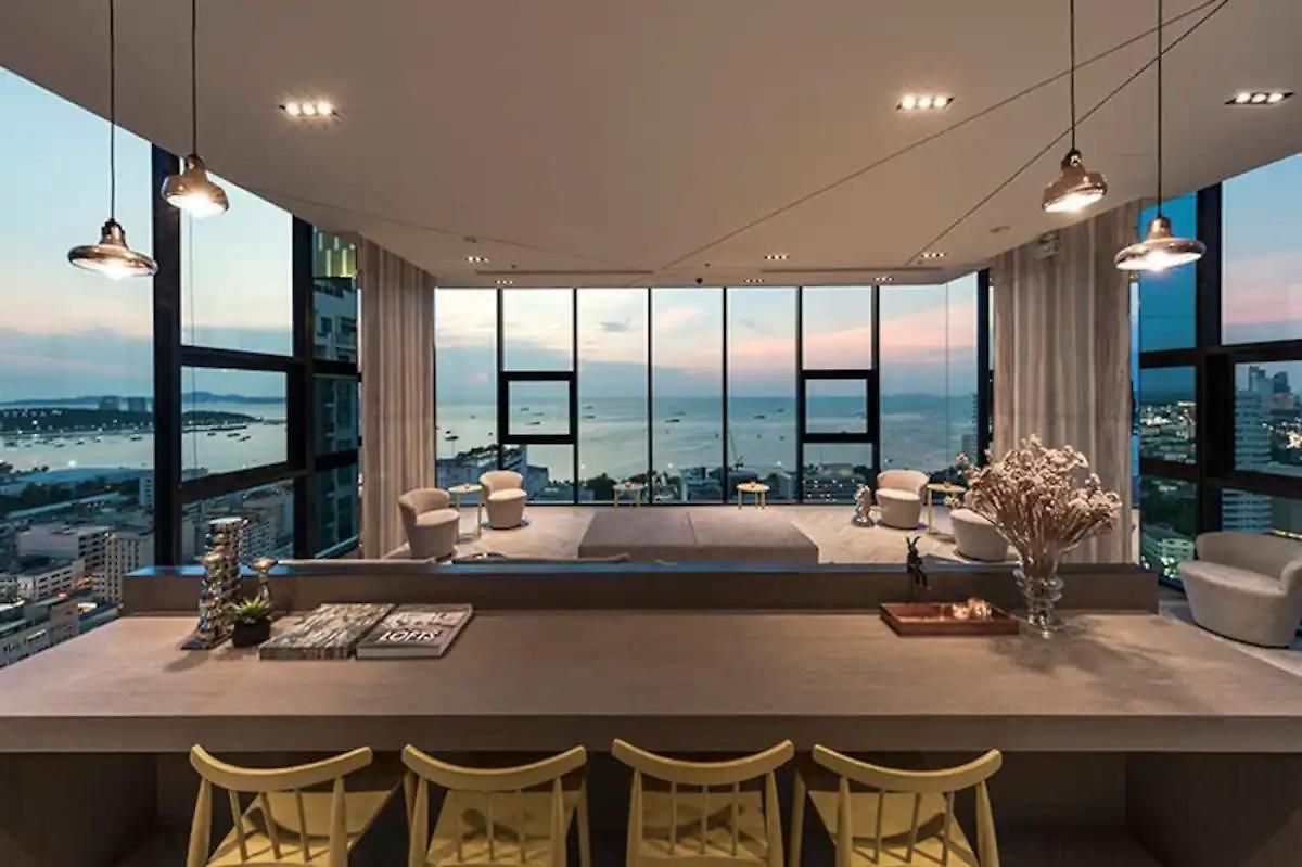 อพาร์ทเม้น Downtown Ocean View Lux Big Balcony #tb10552 Pattaya