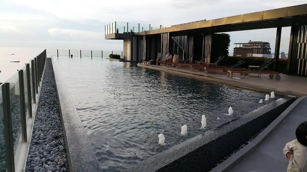 อพาร์ทเม้น Downtown Ocean View Lux Big Balcony #tb10552