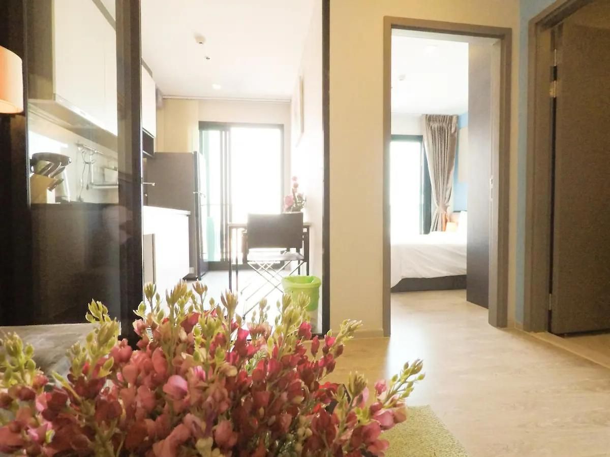 อพาร์ทเม้น Downtown Ocean View Lux Big Balcony #tb10552 *