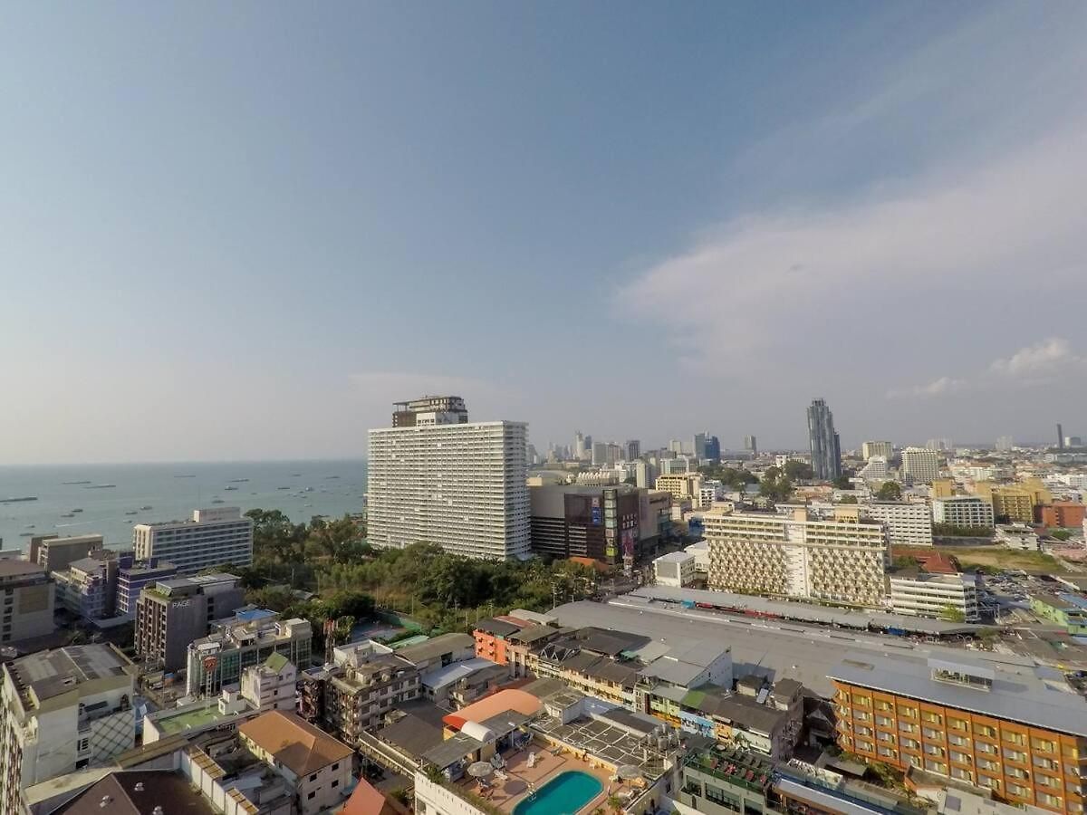 Downtown Ocean View Lux Big Balcony #tb10552 อพาร์ทเม้น Pattaya